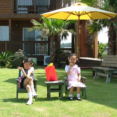 Namu Hyanggi Pension Jeju Ngoại thất bức ảnh