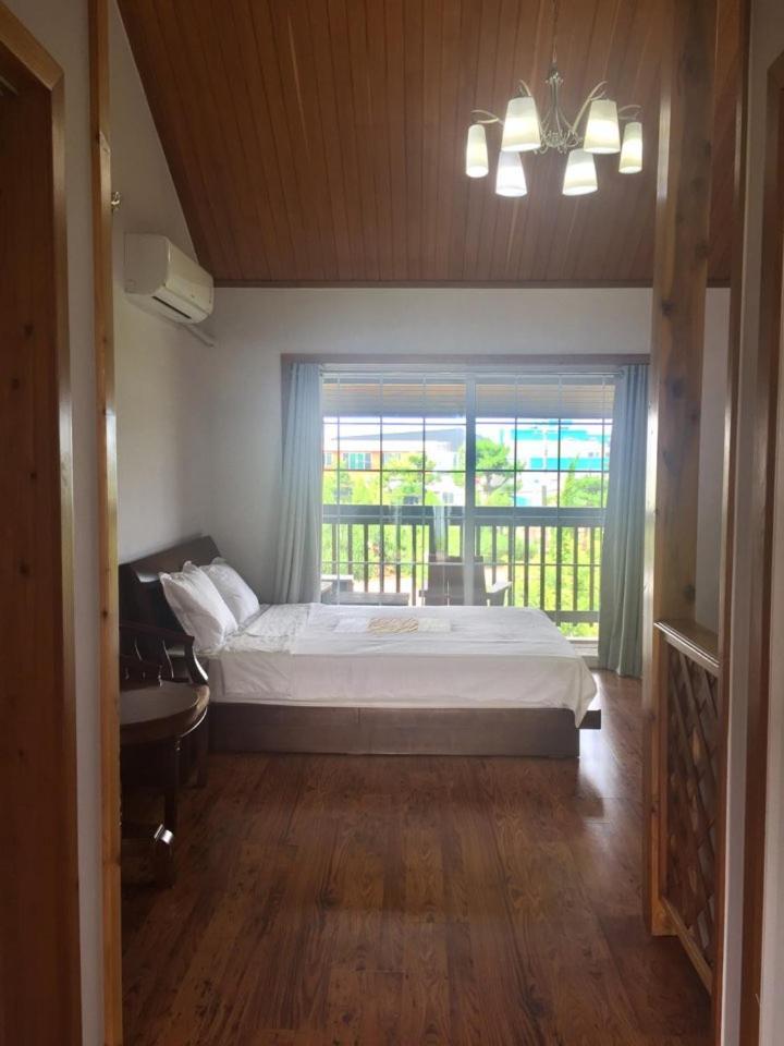 Namu Hyanggi Pension Jeju Ngoại thất bức ảnh